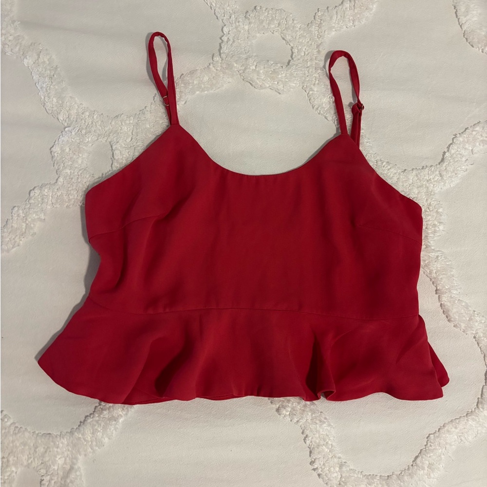 superdown Red Ruffle Hem Crop Top - Picture 4 of 10